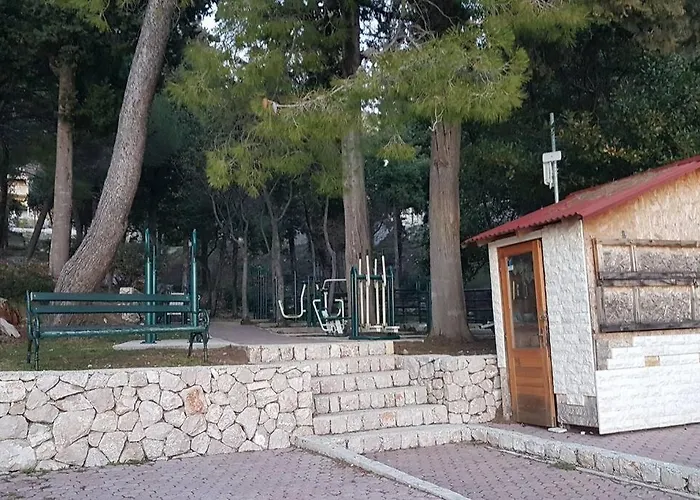 Sofia Za 3 S Parking Blizu Centra 米利尼