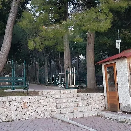 Sofia Za 3 S Parking Blizina Plaze Mlini