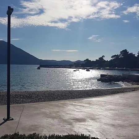 Apartment Sofia Za 3 S Parking Blizu Centra Mlini